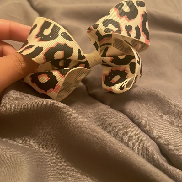 bowtie - Picture 7 of 7